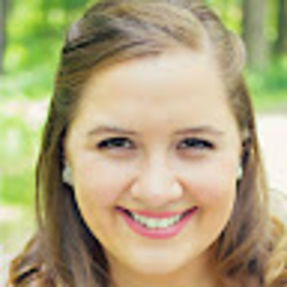 Meet your Posher, Claire - Picture 1 of 1